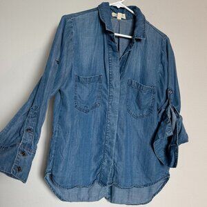 Cloth & Stone Denim Button Down Top - M